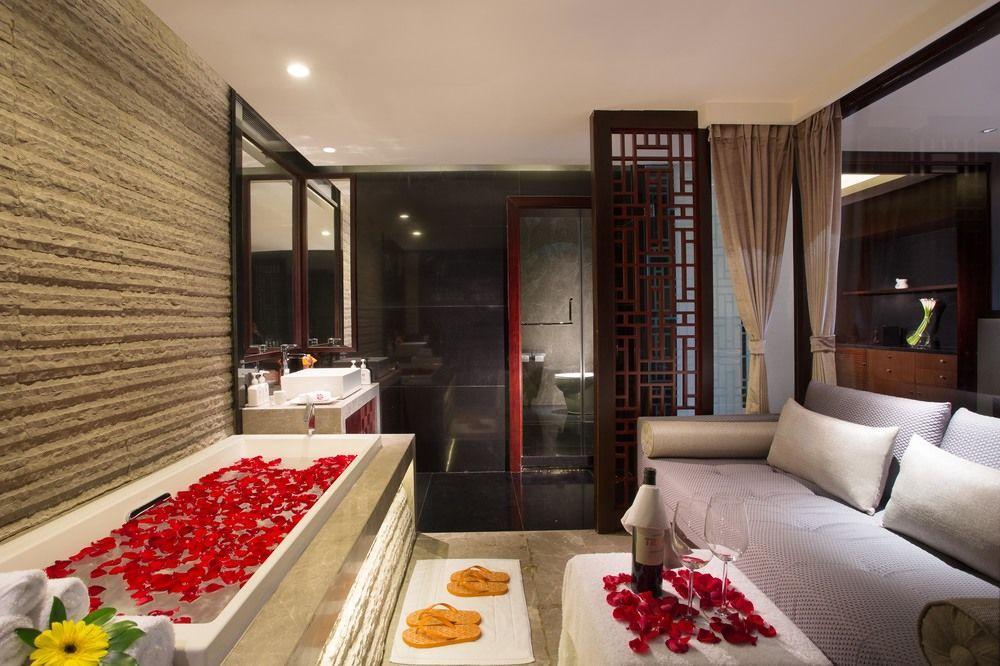 Angsana Fuxian Lake Chengjiang  Exterior photo